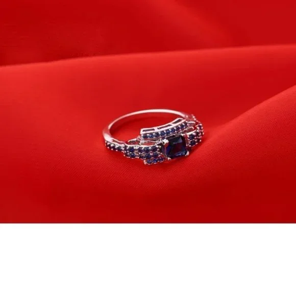 Stunning Princess Cut 1.50ctw Blue Sapphire / Diamond Anniversary Ring - Picture 8 of 8